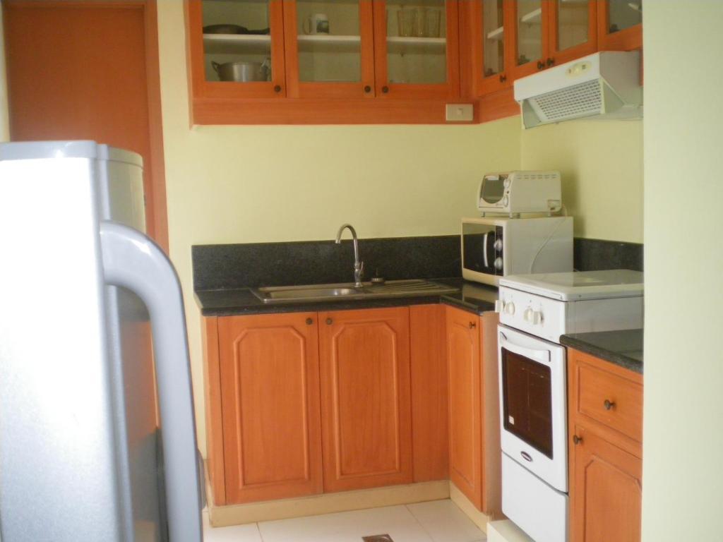 Dumaguete Springs Apartment Dumaguete City Habitación foto