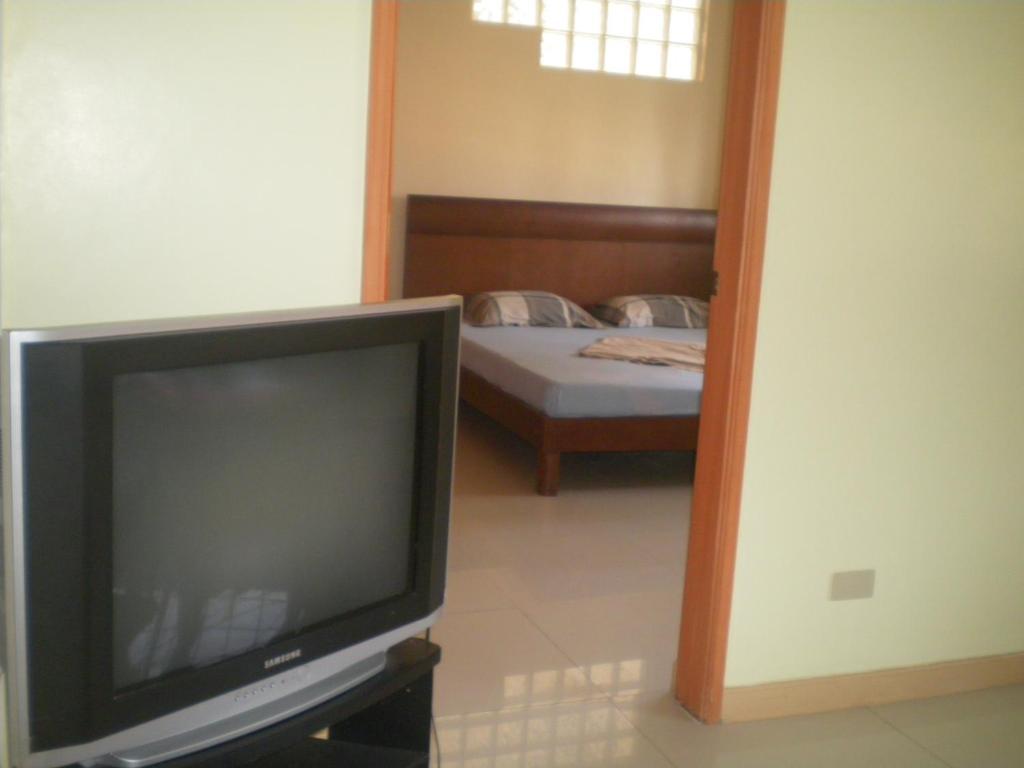 Dumaguete Springs Apartment Dumaguete City Habitación foto