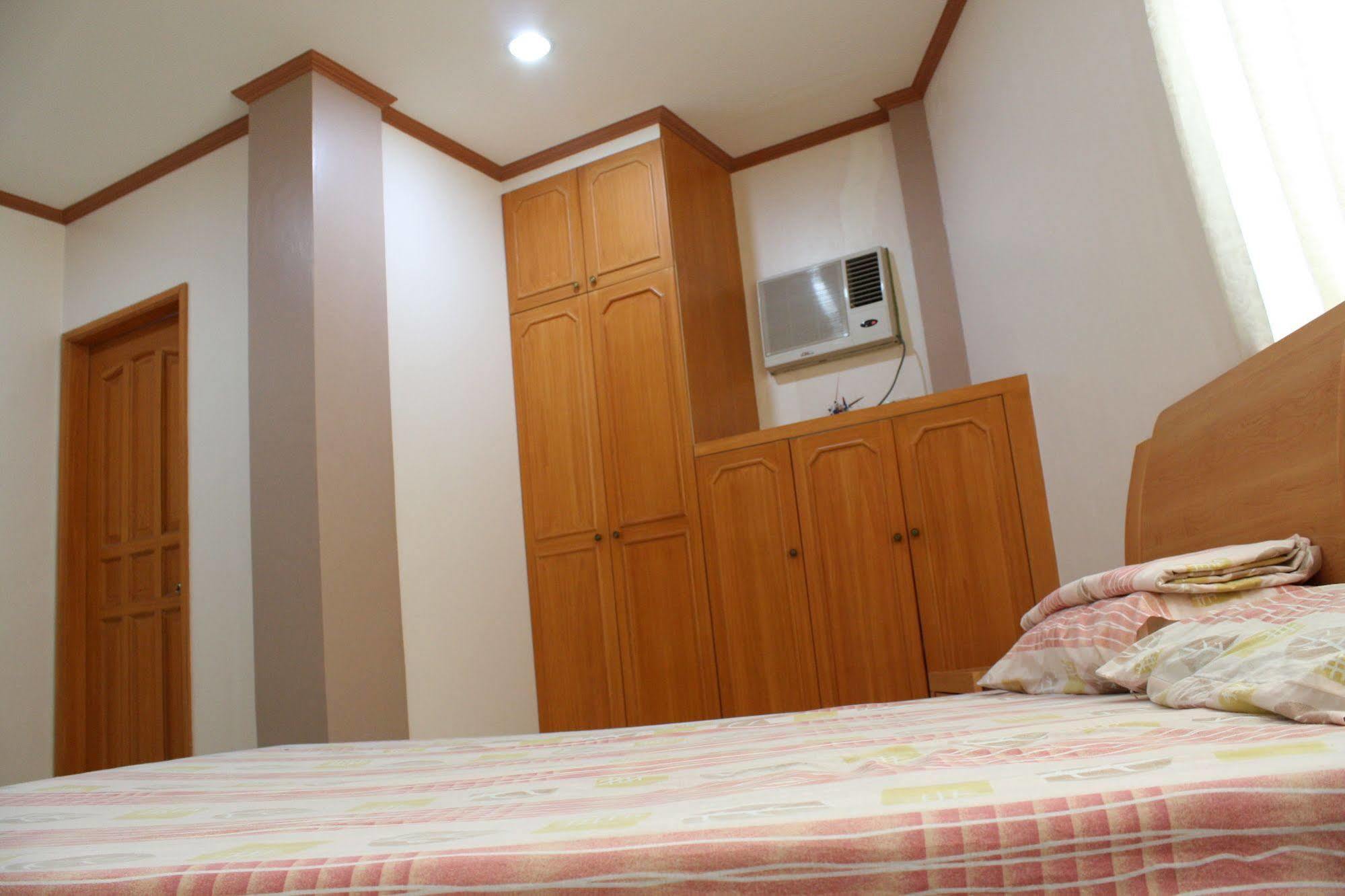 Dumaguete Springs Apartment Dumaguete City Exterior foto
